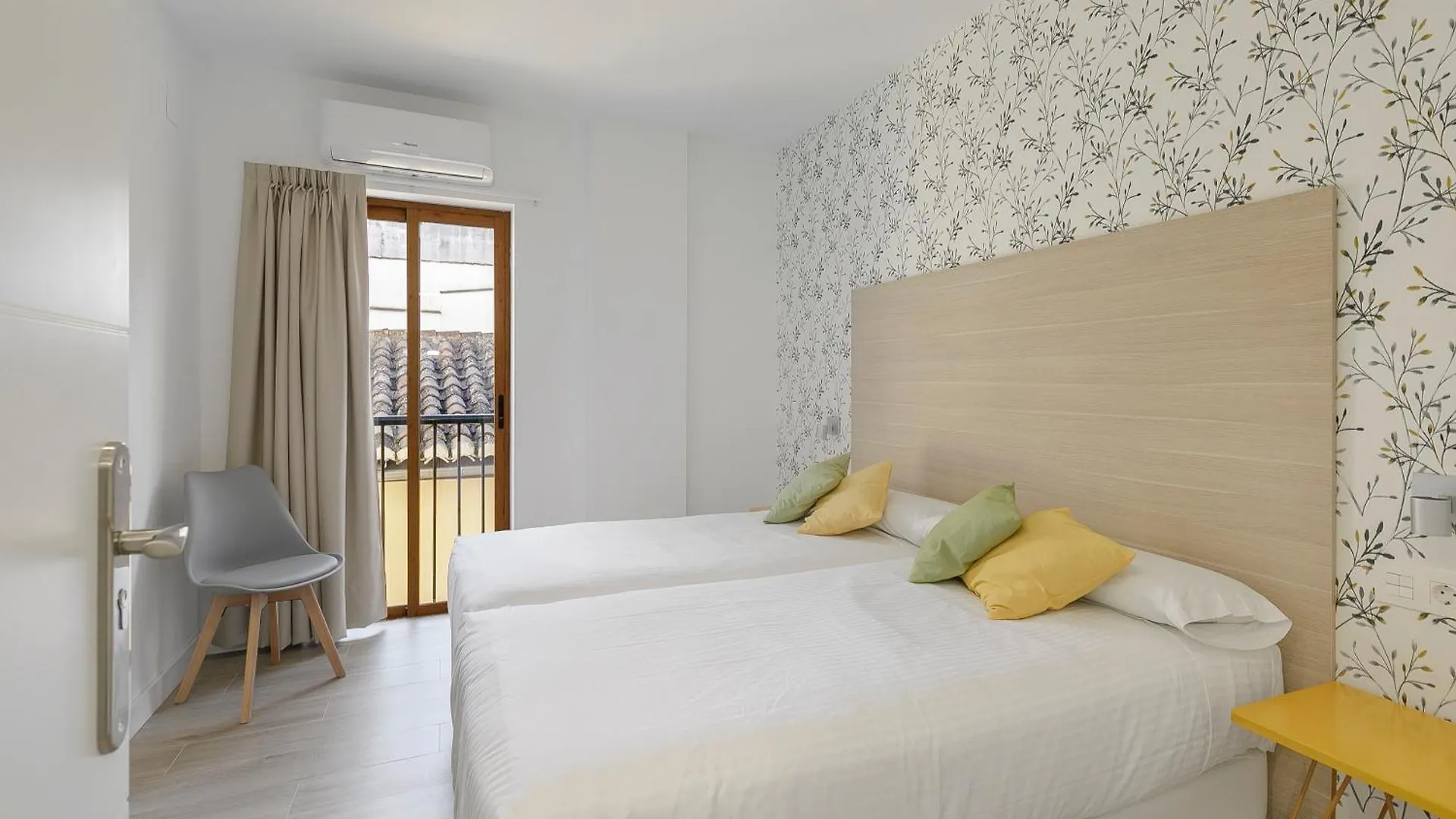 Guest house Atenas Granada