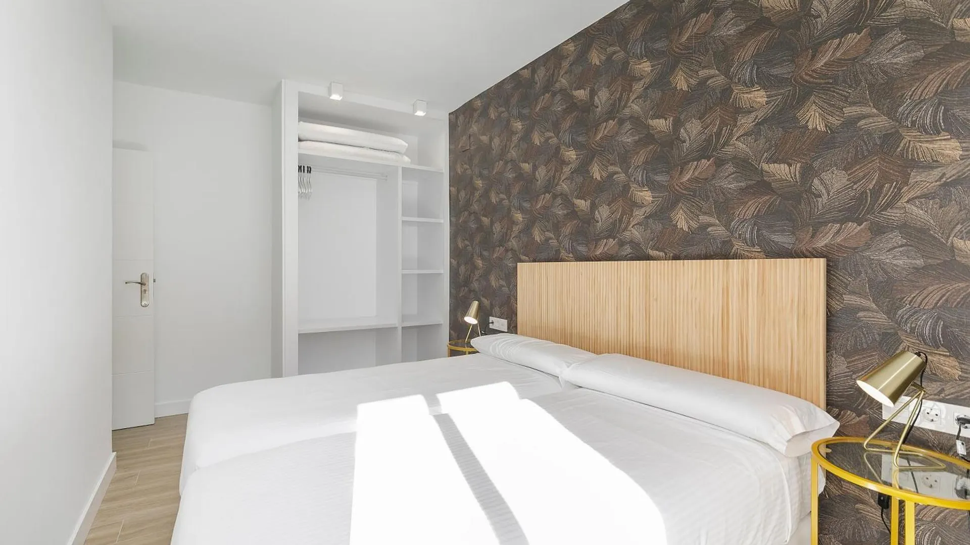 ** Guest house Atenas Granada Spain
